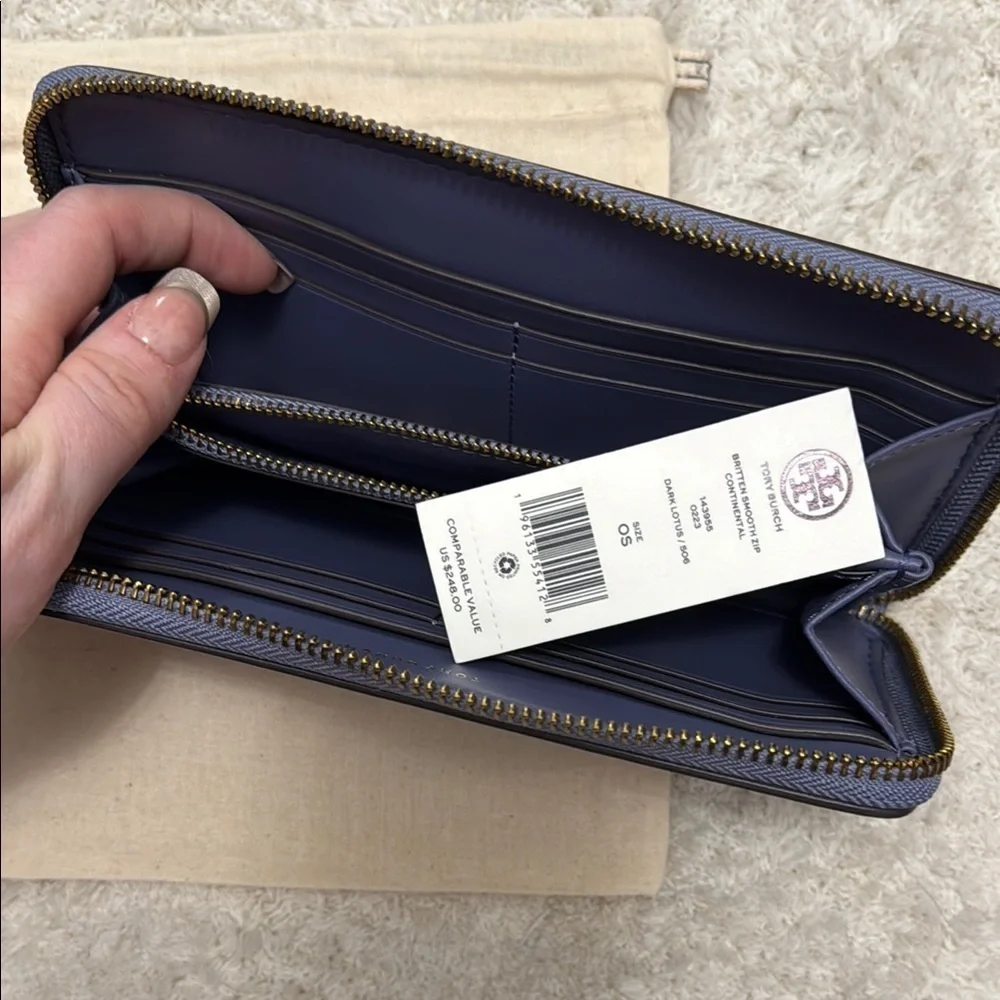 NWT Tory Burch Purple Britten Smooth Zip Continental